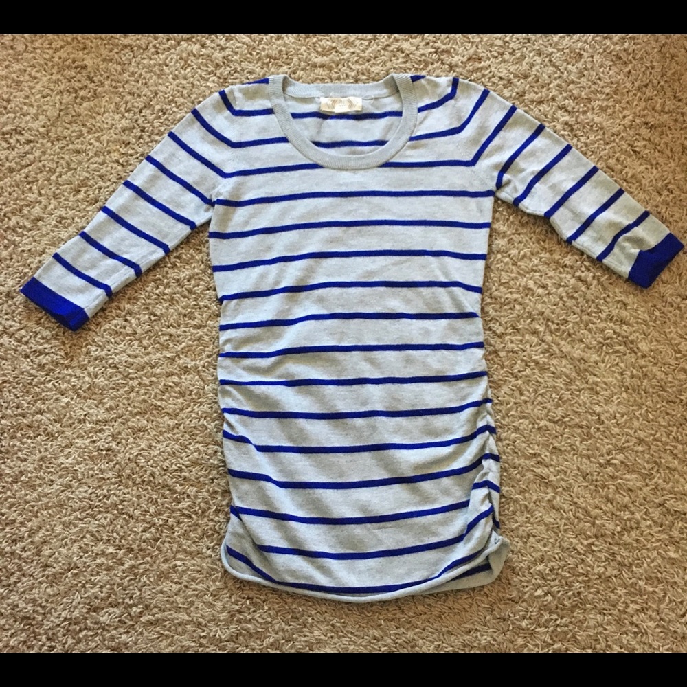 Women’s pullover sweater